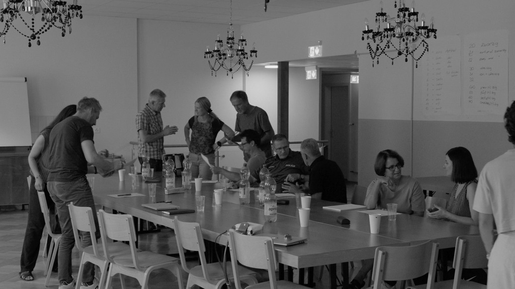 Poster - The Round Table | Der Runde Tisch